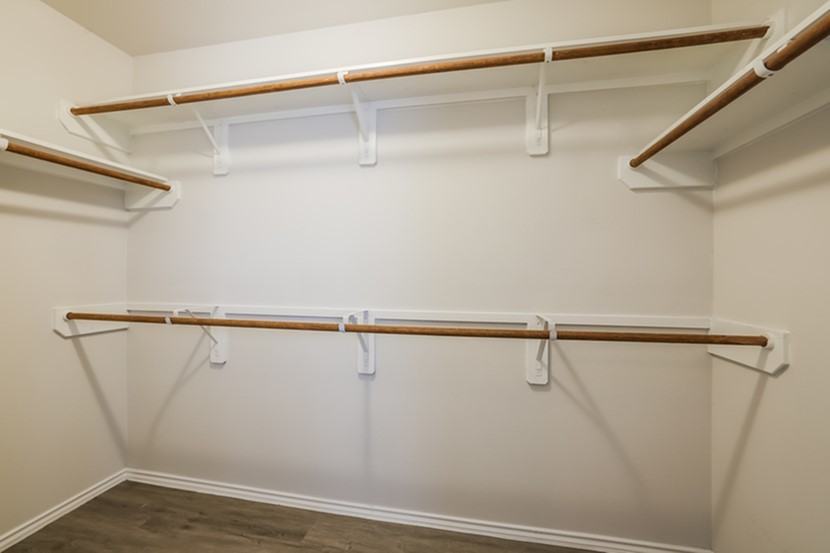 13816 Winding Path Ln #13816 - Photo 7 of 8