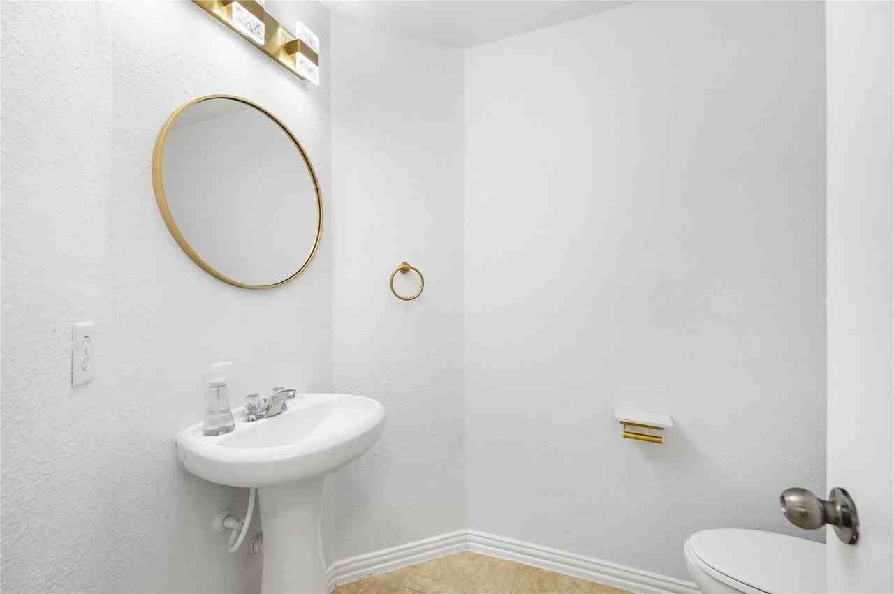 2042 Mickle Creek Dr #2042 - Photo 7 of 23