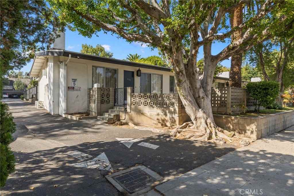 633 South Pasadena Avenue #633 - Photo 3 of 40