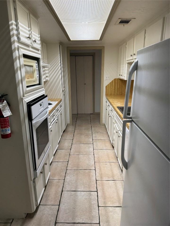 11230 Angelique Drive #11230 - Photo 6 of 23