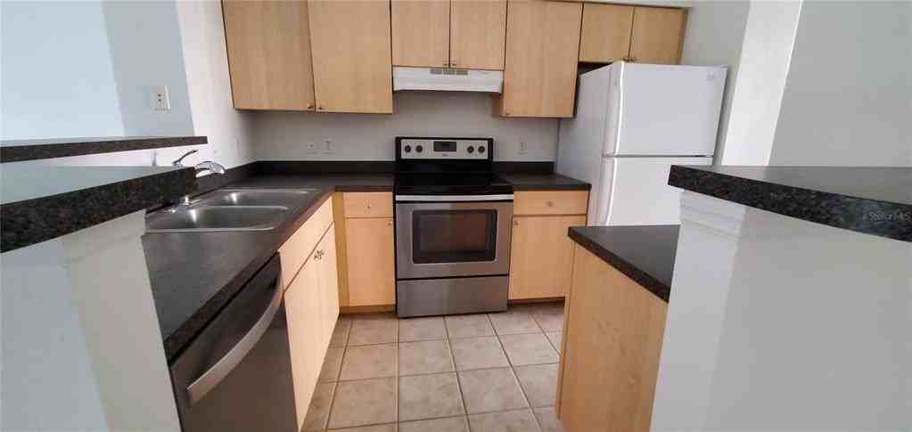 3584 Kings Rd #3584-101 - Photo 4 of 17