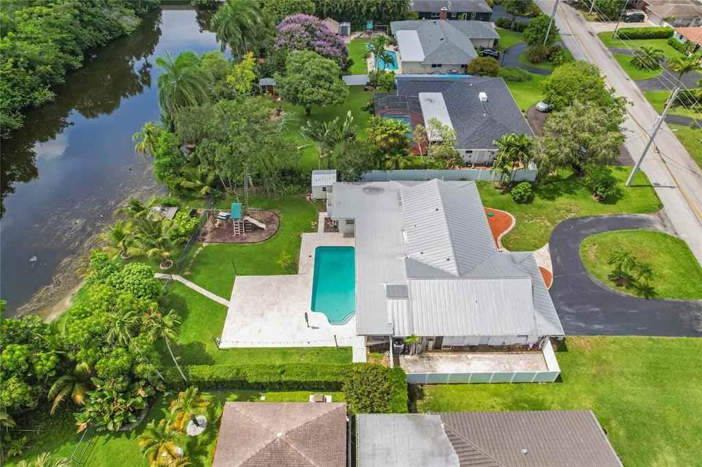 1120 East Tropical Way #1120 - Photo 3 of 50