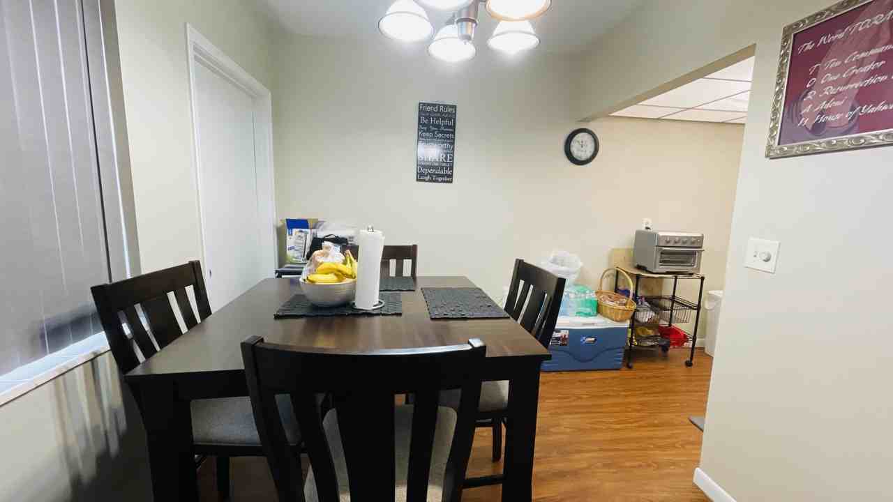 138 Borden Avenue #138 - Photo 6 of 8