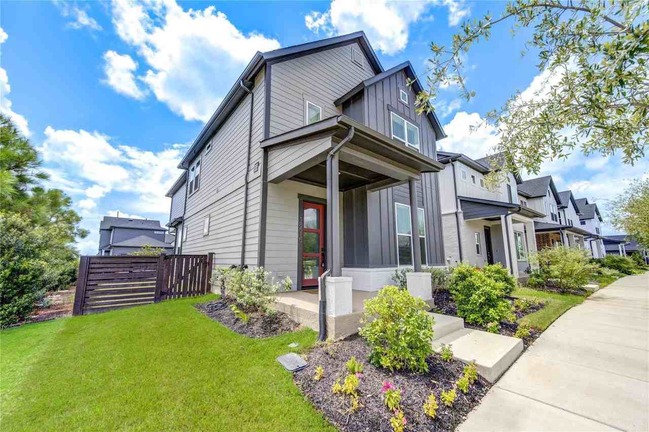 18515 Parkland Row Drive #18515 - Photo 3 of 34