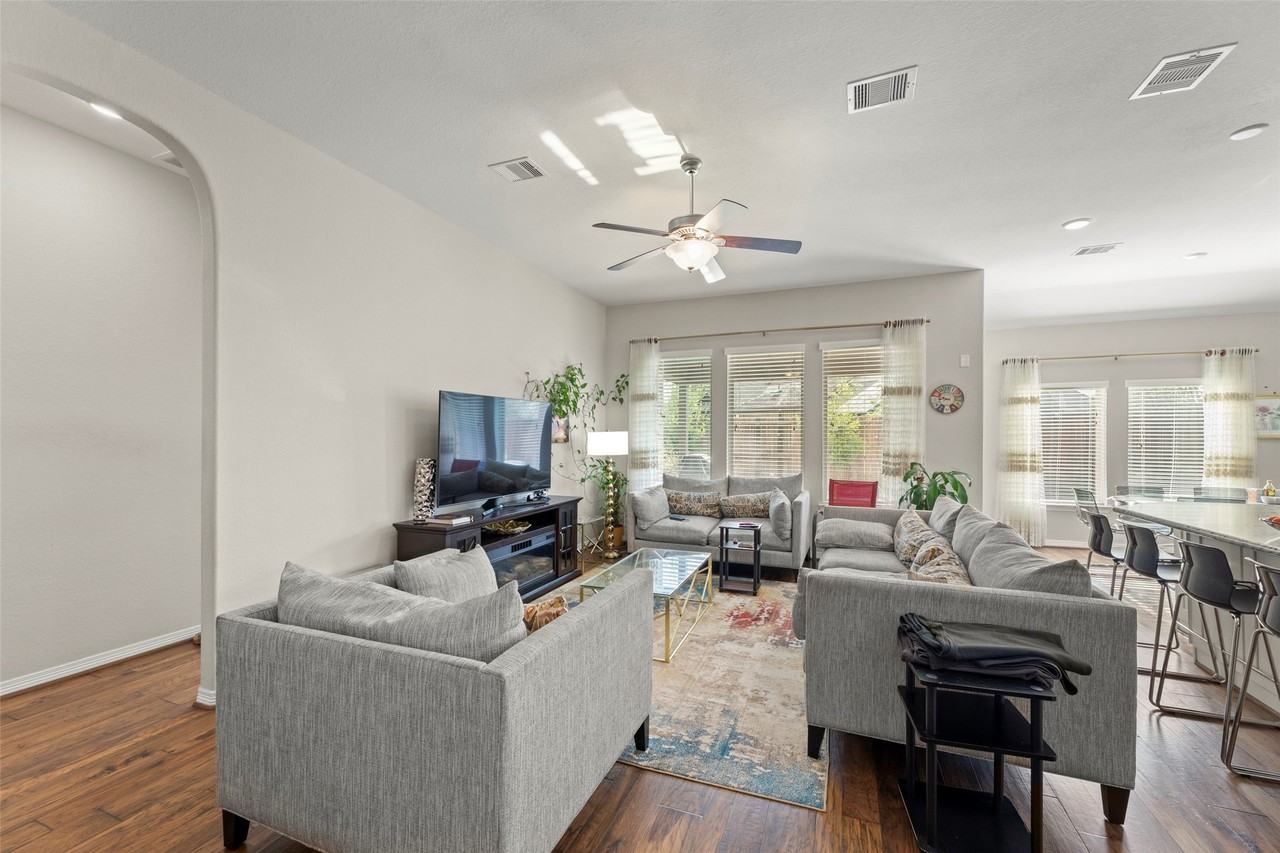 11218 Puckett River Dr #11218 - Photo 6 of 30