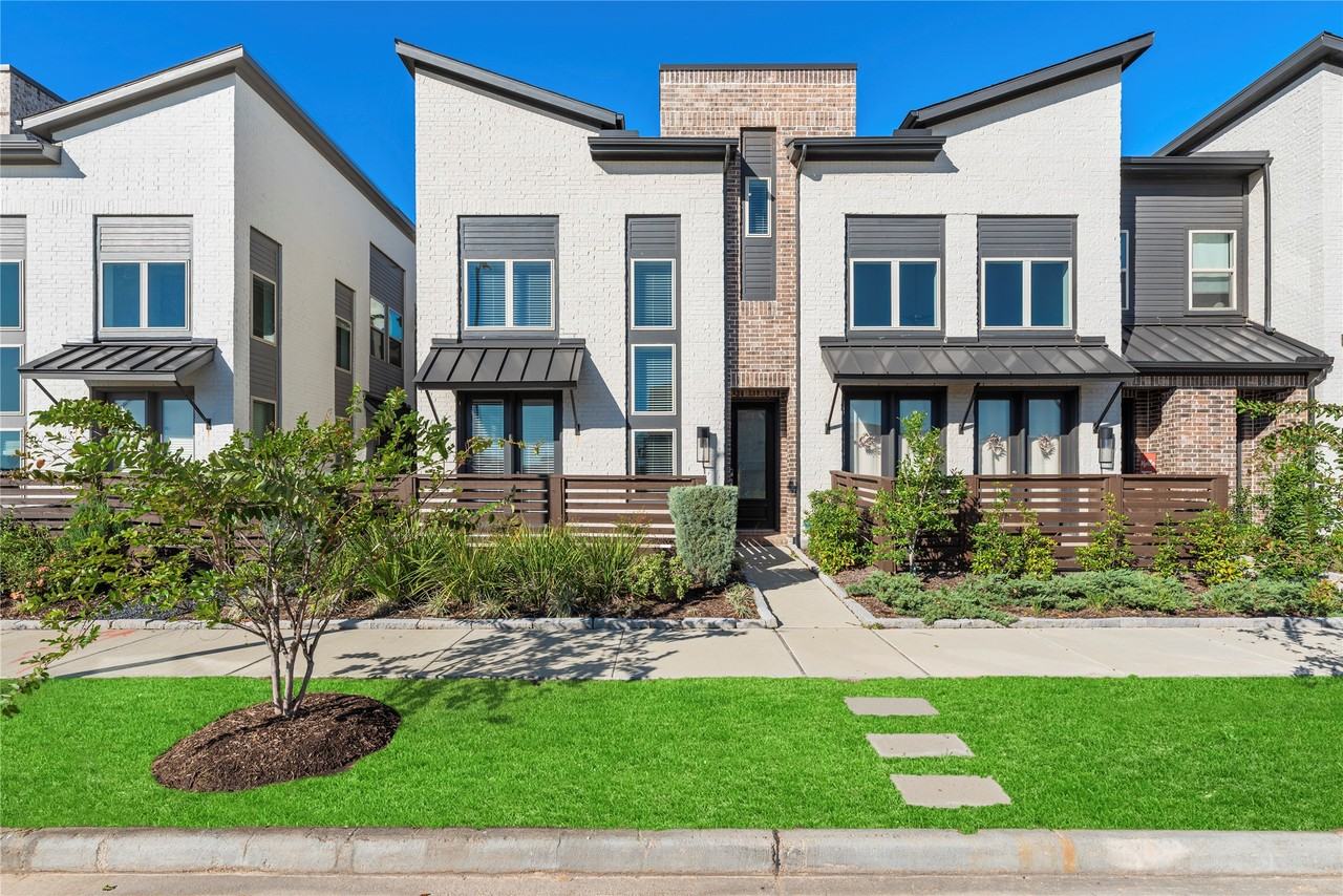 16647 Bristol Steel Lane #16647 - Photo 5 of 25