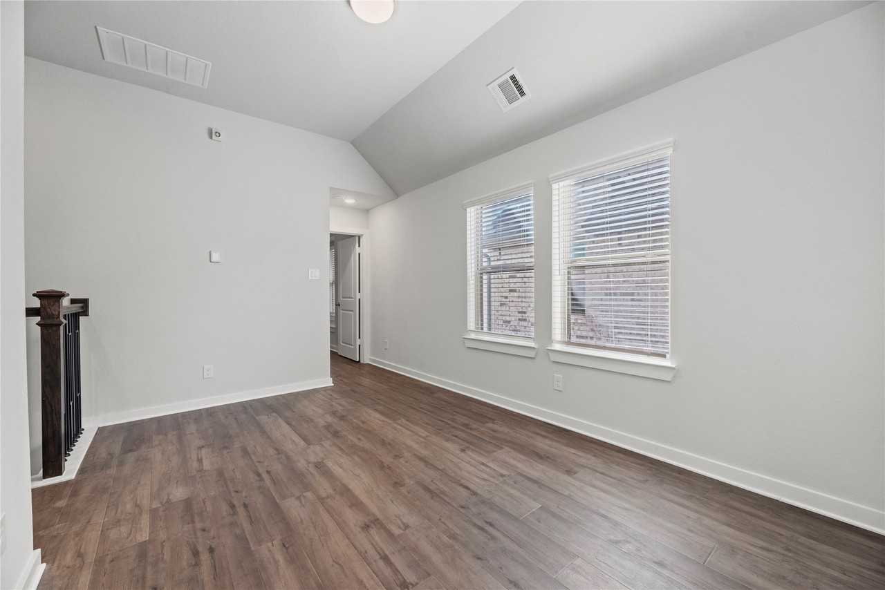 16647 Bristol Steel Lane #16647 - Photo 6 of 25