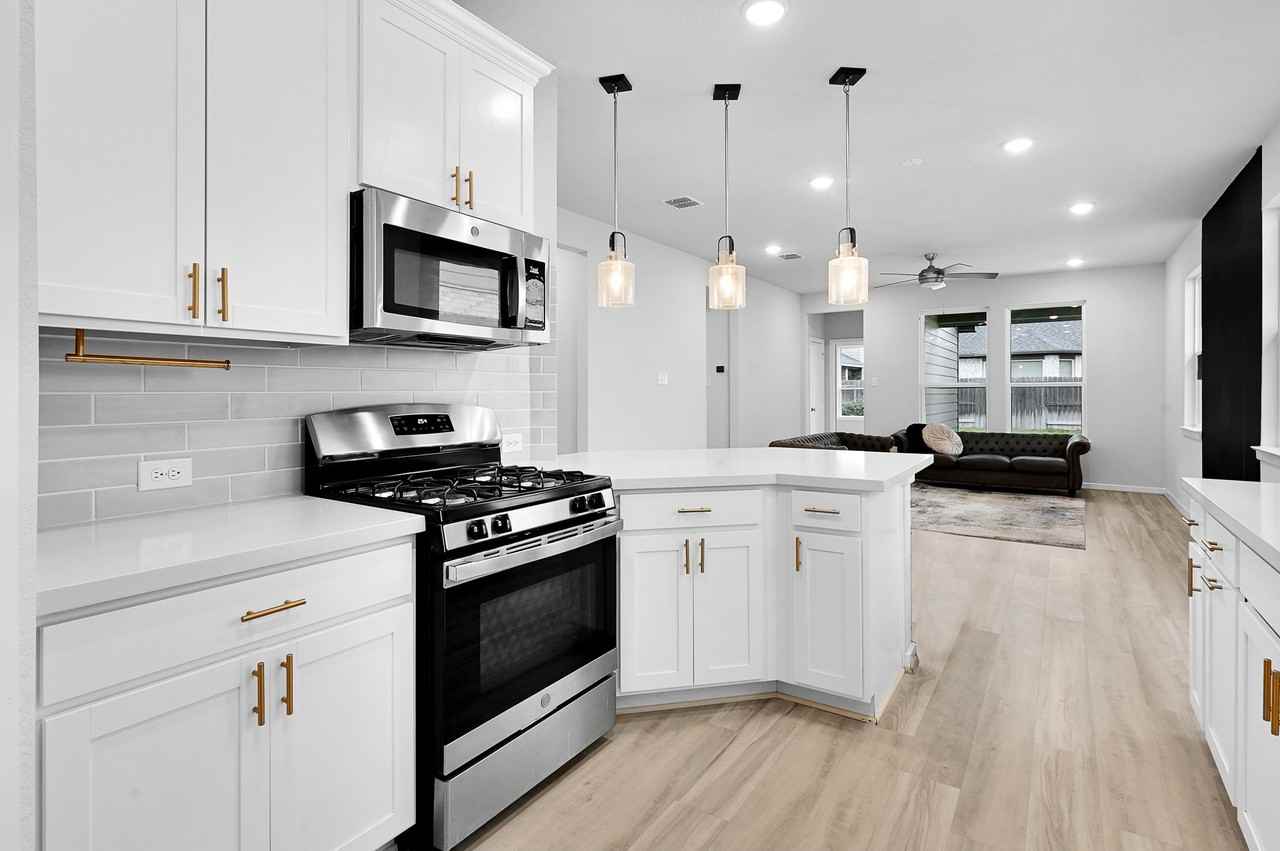 9119 Brixham Dr #9119 - Photo 3 of 23