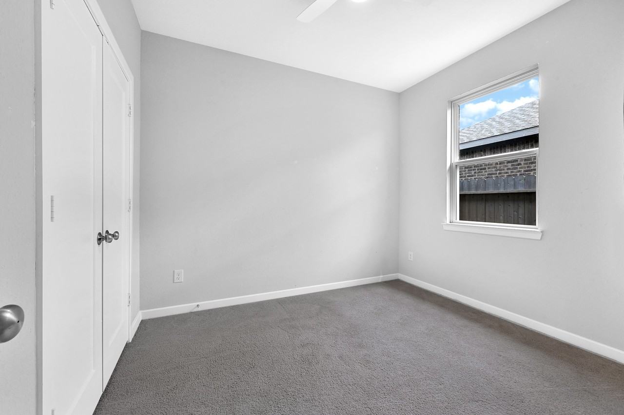 9119 Brixham Dr #9119 - Photo 5 of 23