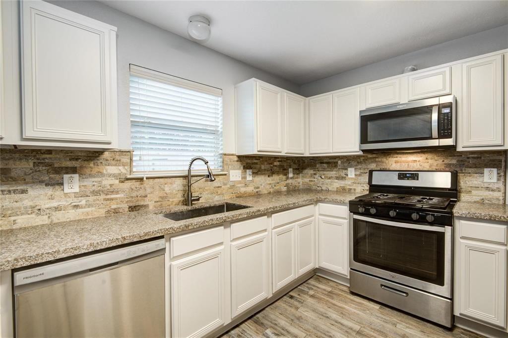 7130 Cypress Prairie Drive #7130 - Photo 7 of 25