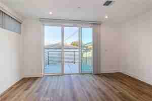 featured image of 1702 South Redondo Boulevard #1702