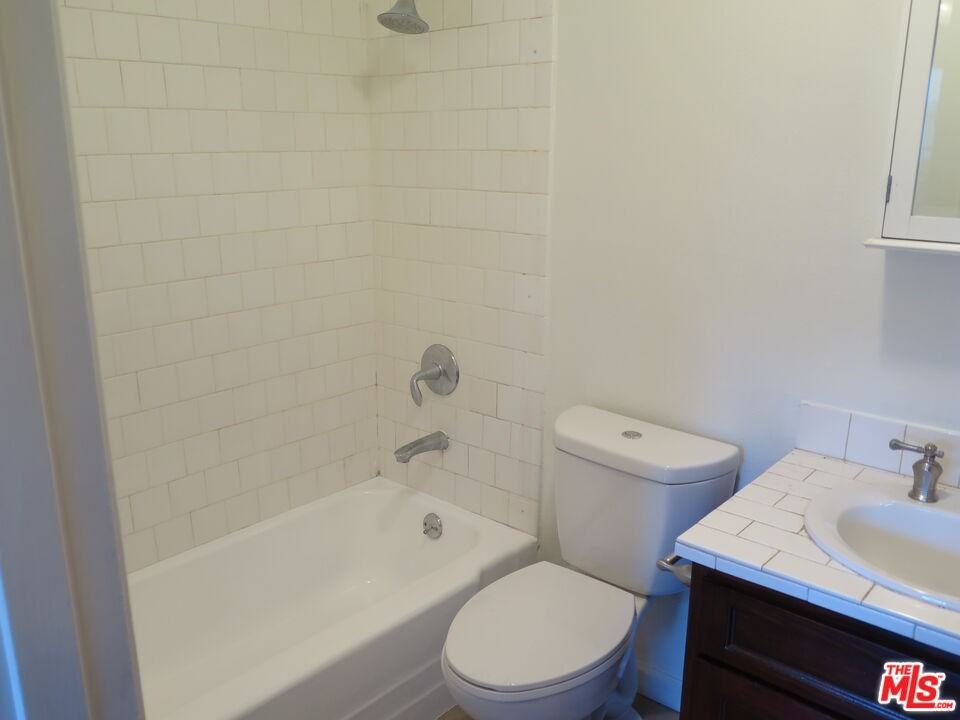 3603 Mentone Avenue #3603-7 - Photo 4 of 25