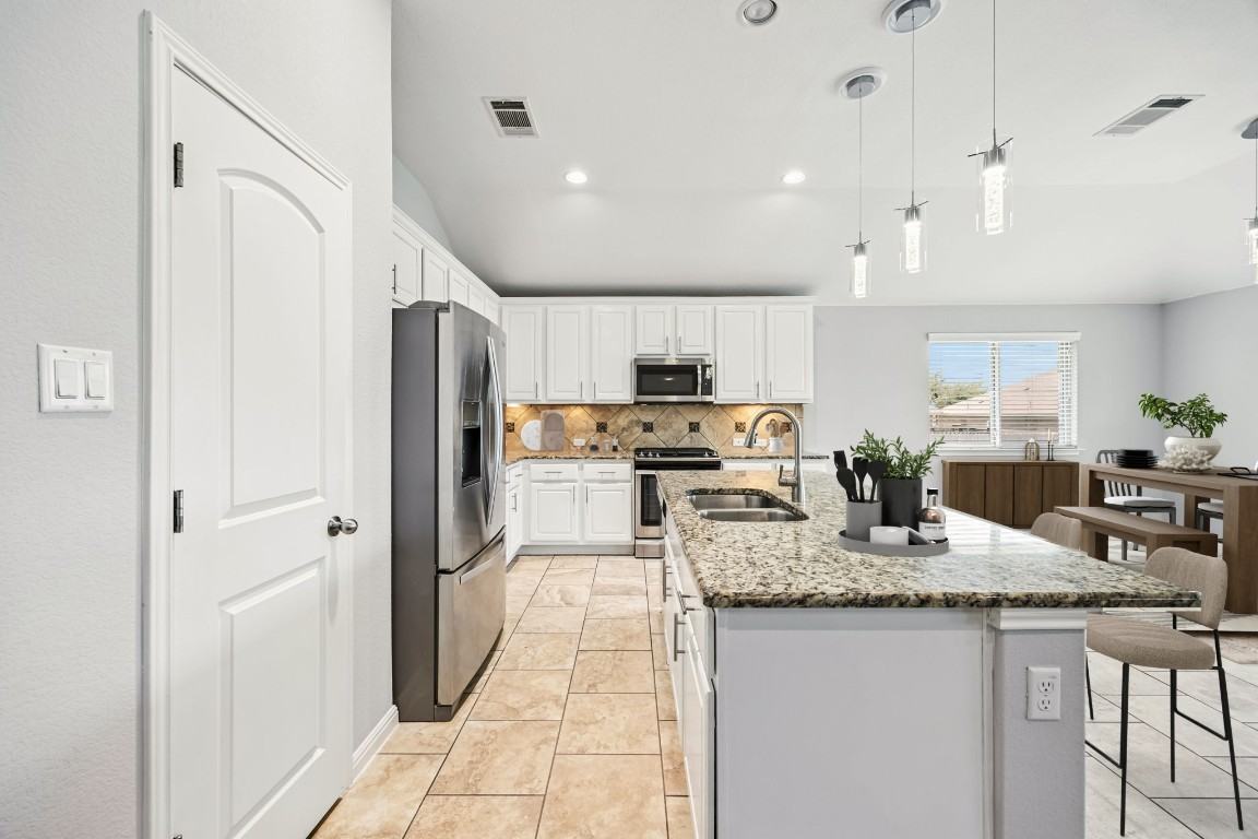 140 West Highfield Street #140 - Photo 4 of 30