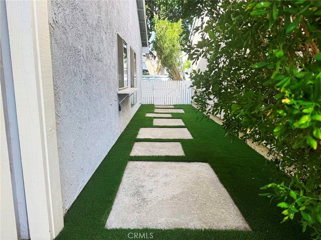 909 South Lake Summit Drive #909 - Photo 7 of 46