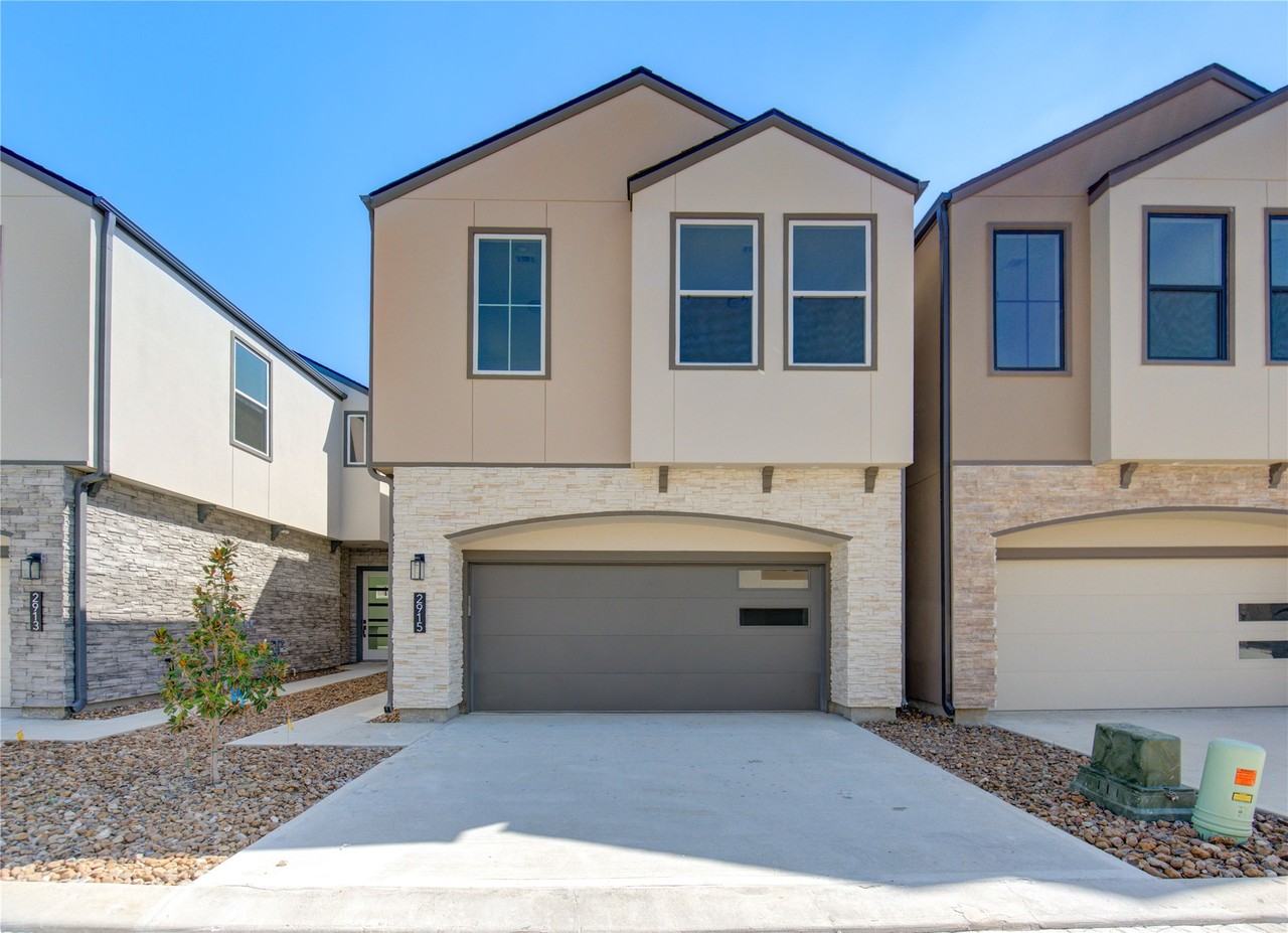 2915 El Fenice Ln #2915 - Photo 3 of 46