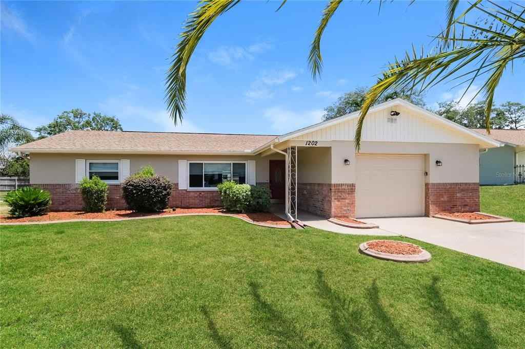 1202 Macfarlane Avenue #1202 - Photo 3 of 16