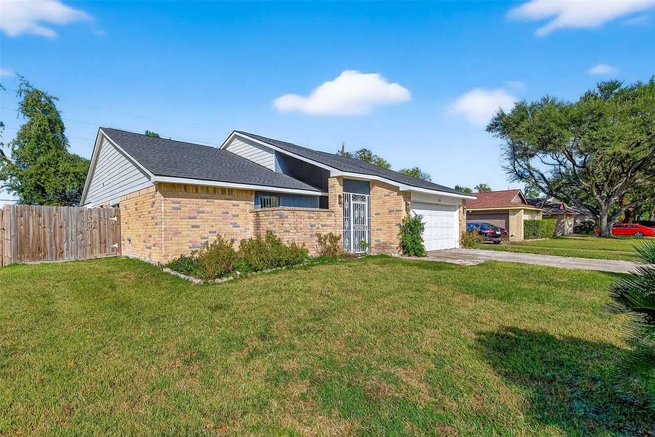 5530 Oak Falls Drive #5530 - Photo 4 of 40