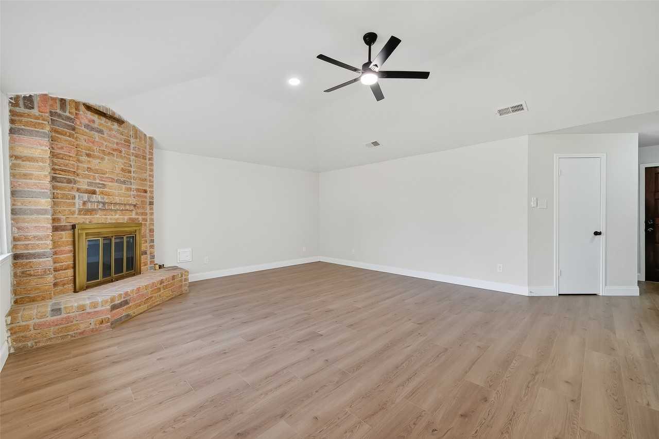 5530 Oak Falls Drive #5530 - Photo 7 of 40