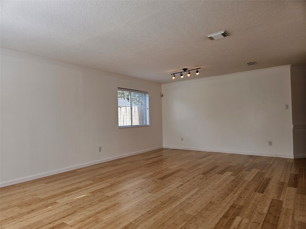 22610 August Leaf Dr #22610 - Photo 2 of 34