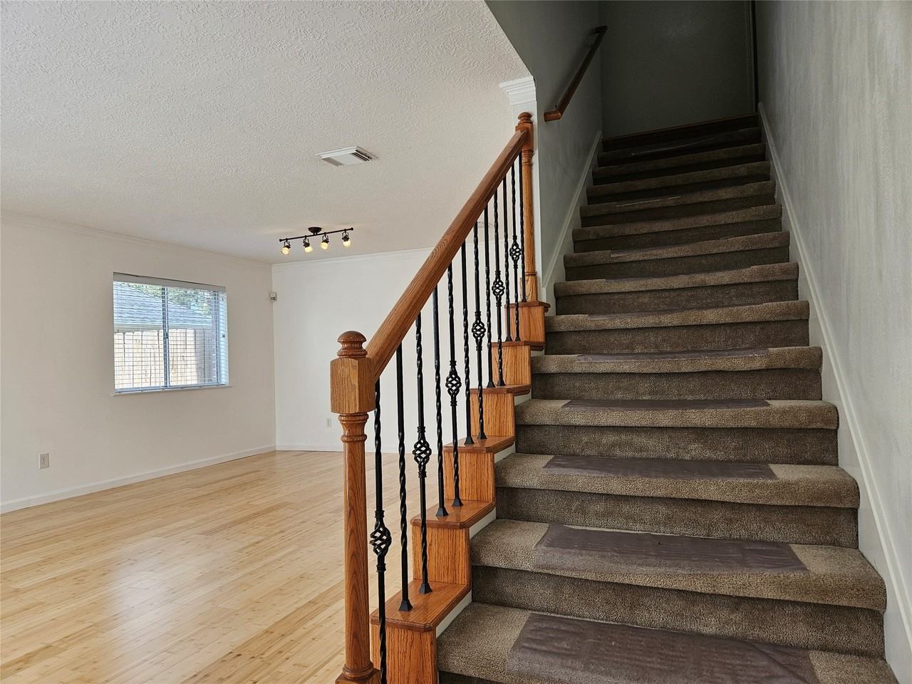 22610 August Leaf Dr #22610 - Photo 4 of 34