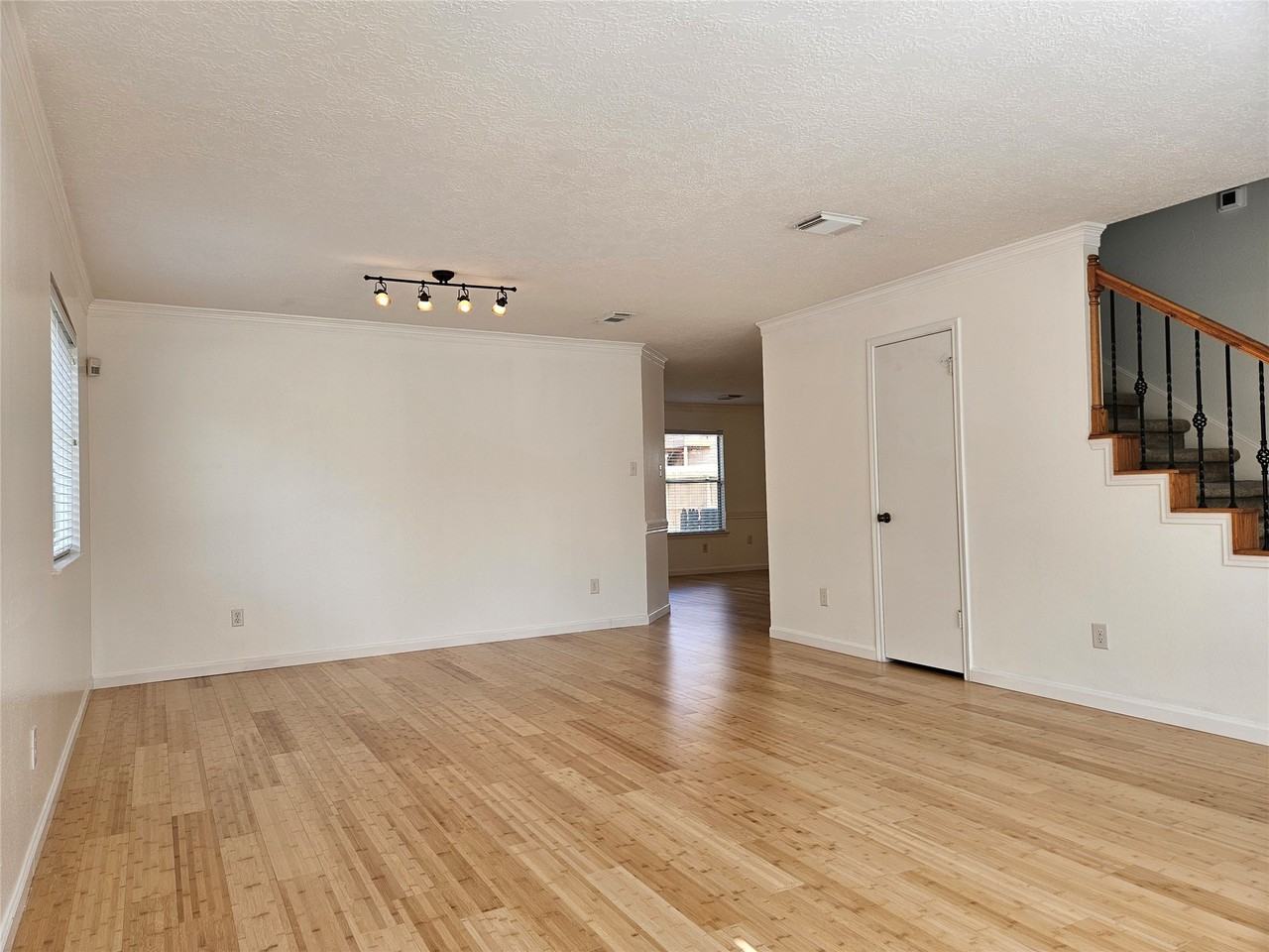 22610 August Leaf Dr #22610 - Photo 5 of 34