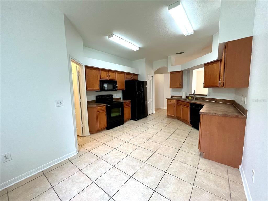 15902 Cedar Elm Terrace #15902 - Photo 6 of 33