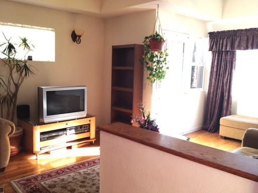 366 Leland Ave - Photo 3 of 30