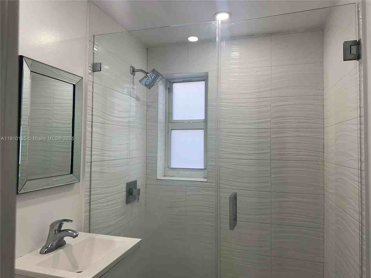 2001 Nw Flagler Ter #2001-4 - Photo 4 of 10