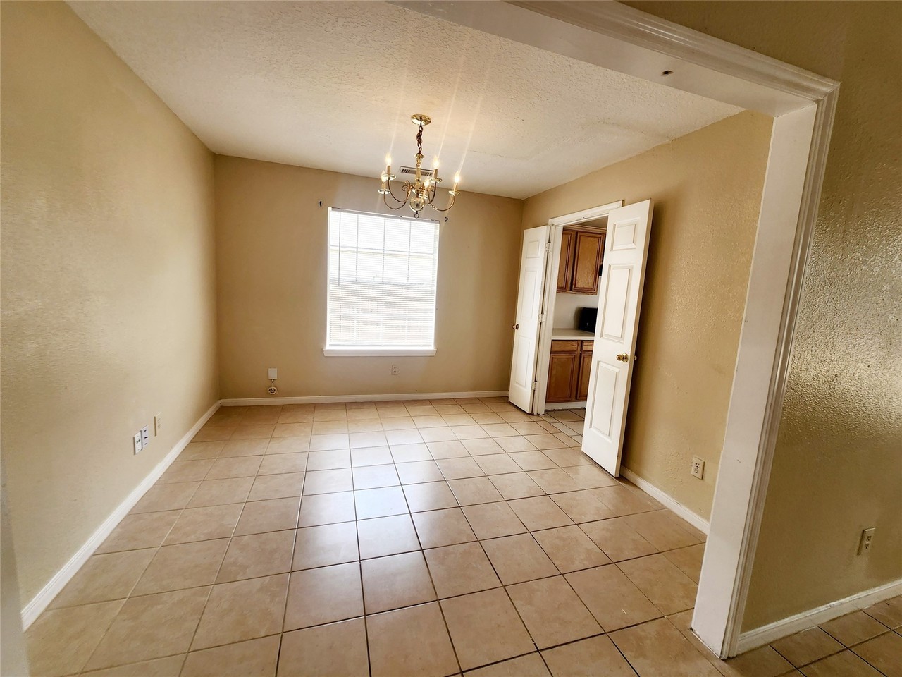 19722 Ridge Falls Ct #19722 - Photo 2 of 21