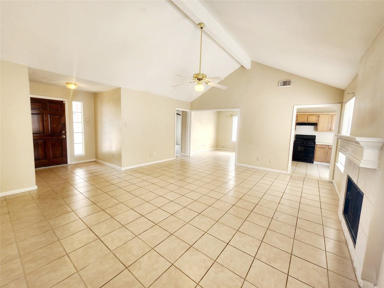 19722 Ridge Falls Ct #19722 - Photo 5 of 21