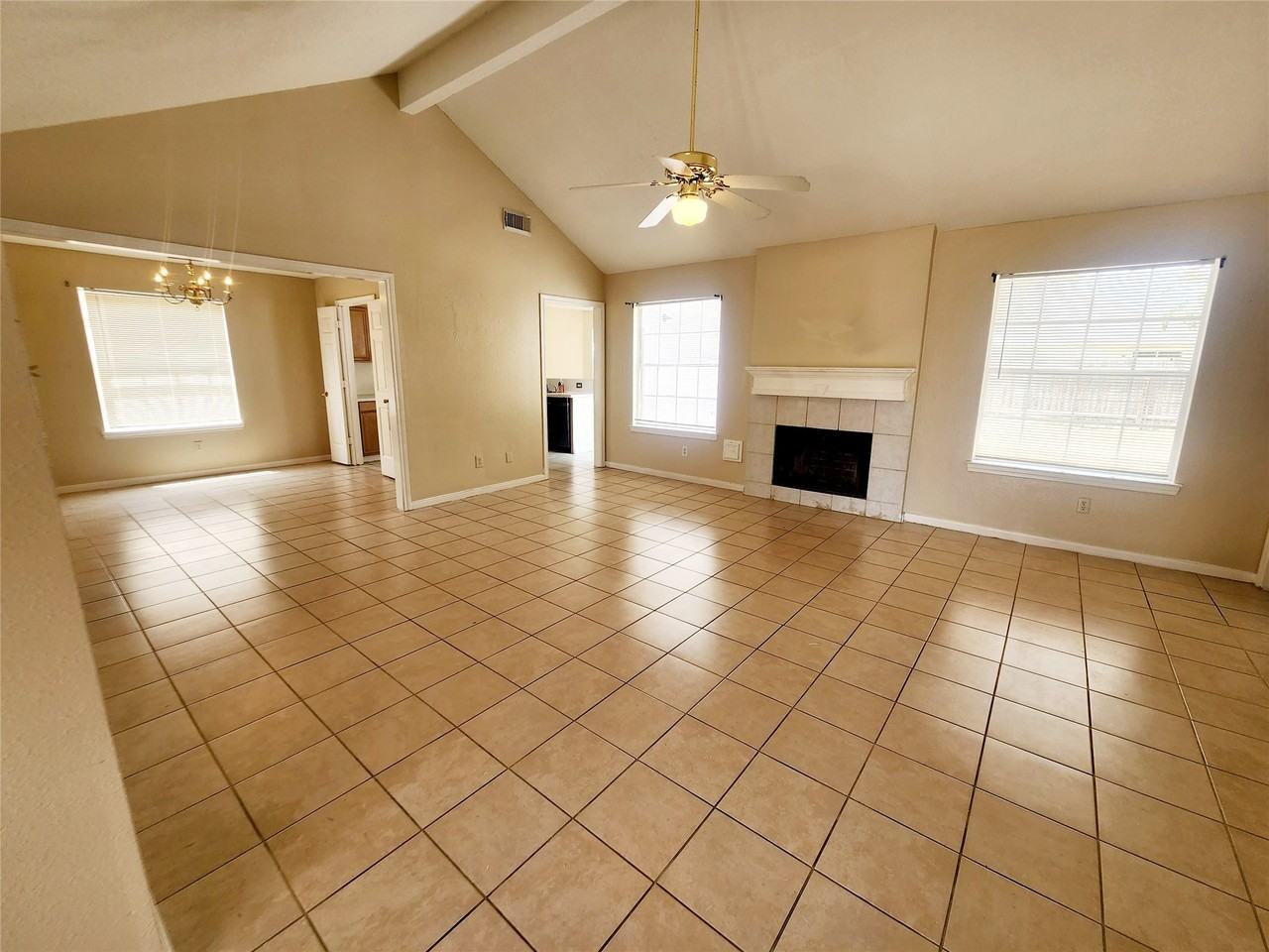 19722 Ridge Falls Ct #19722 - Photo 7 of 21