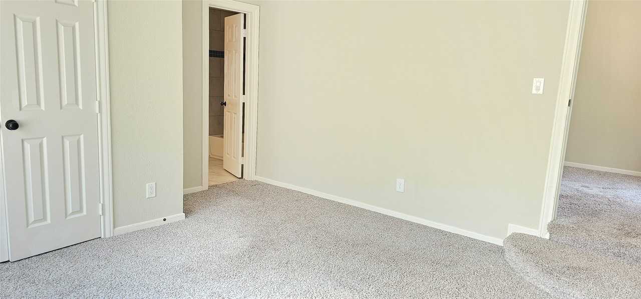 930 Caswell Ct #930 - Photo 7 of 50