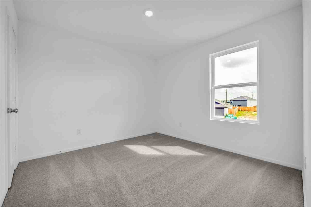 26710 Scarlet Willow Drive #26710 - Photo 5 of 42