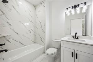 5037 Southwind St #5037B - Photo 7 of 10