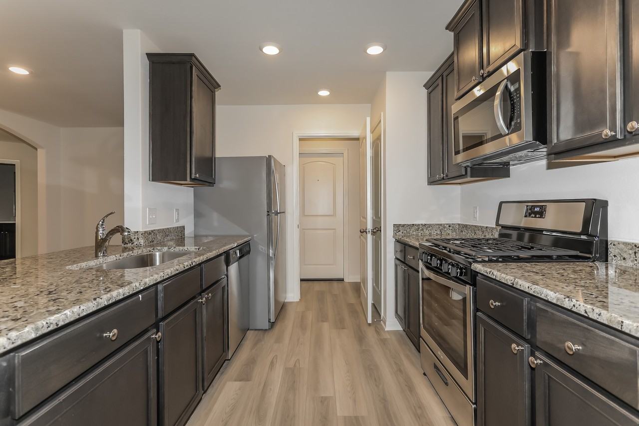 26861 Steinbeck Dr #26861 - Photo 5 of 16