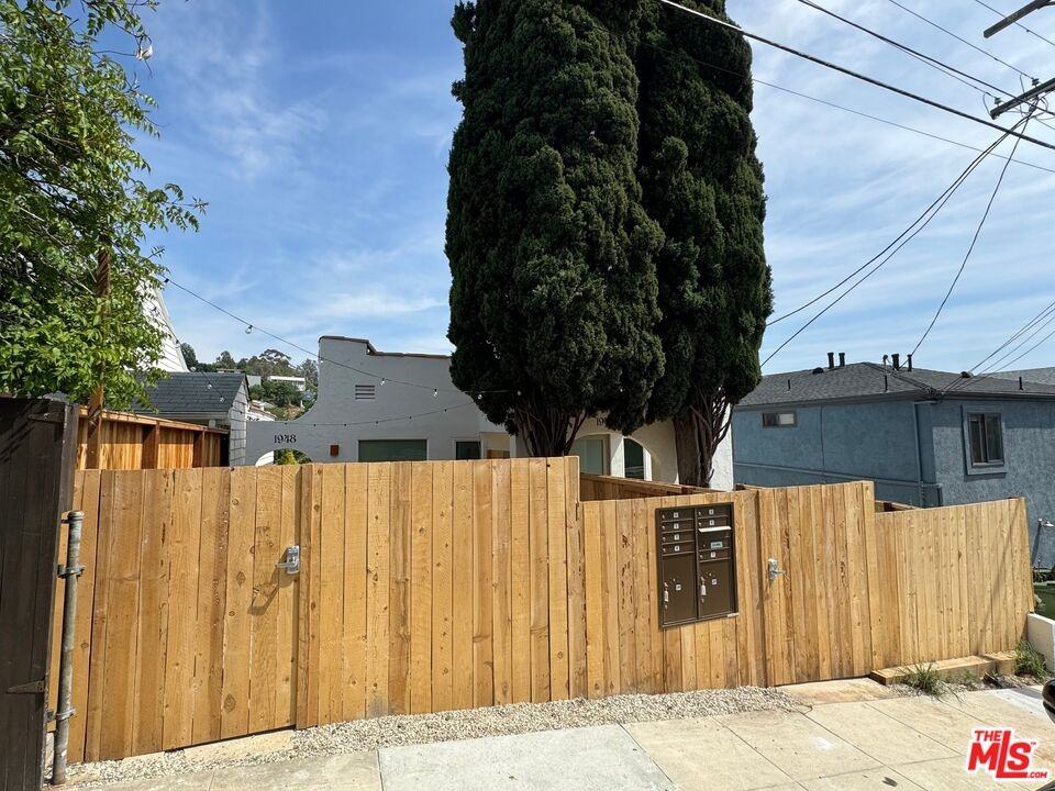 1948 1/2 Preston Ave #1948 - Photo 7 of 10