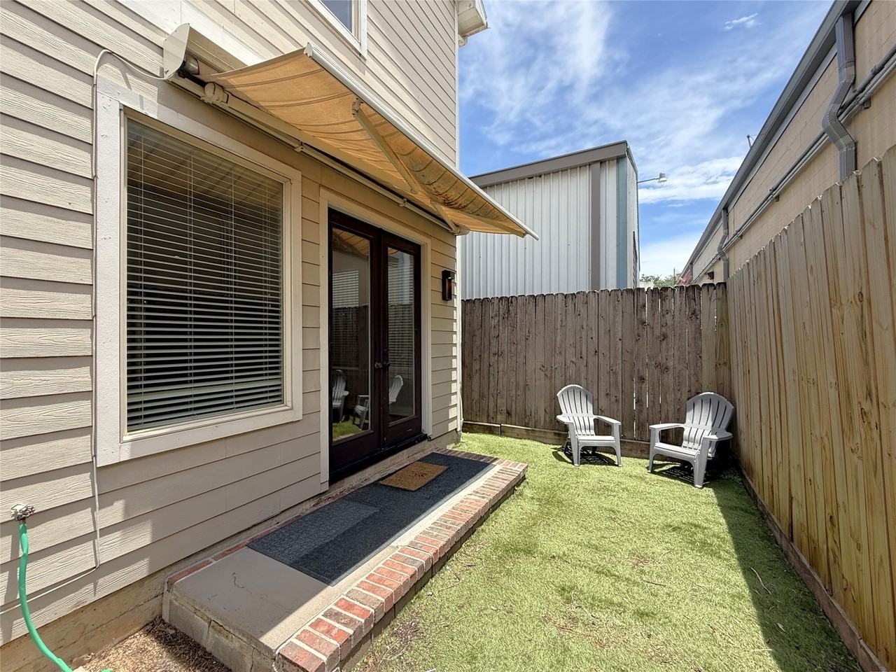 5237 Center St #5237 - Photo 6 of 27