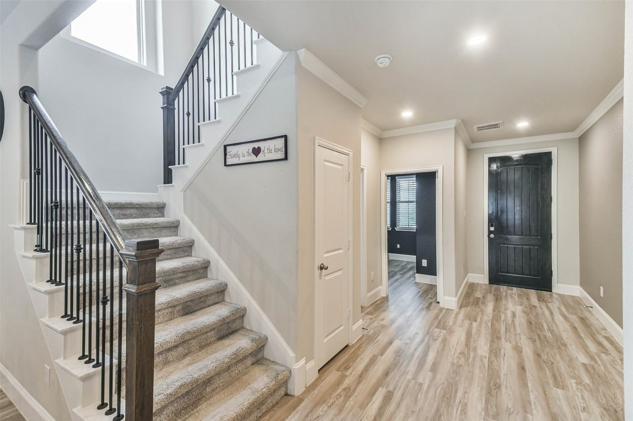 22095 Volante Drive #22095 - Photo 3 of 47