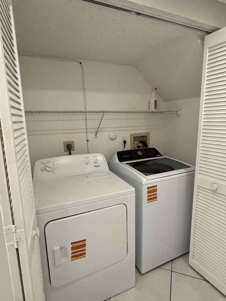 22492 Middletown Dr #22492 - Photo 3 of 37