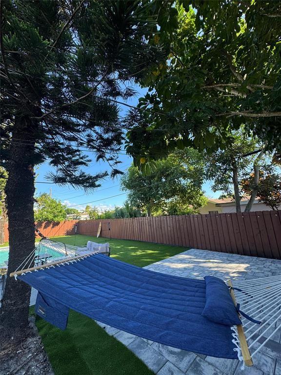 2132 Sw 12th Ct #2132 - Photo 3 of 8