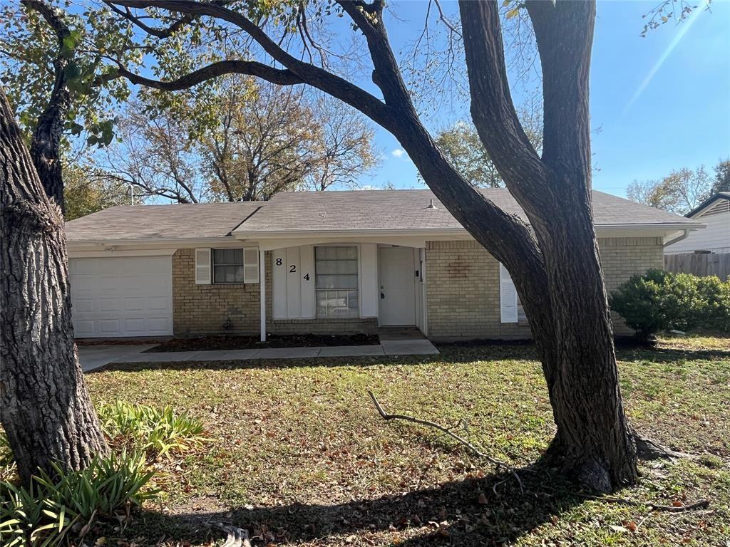 824 Johnnie Row #824 - Photo 3 of 25