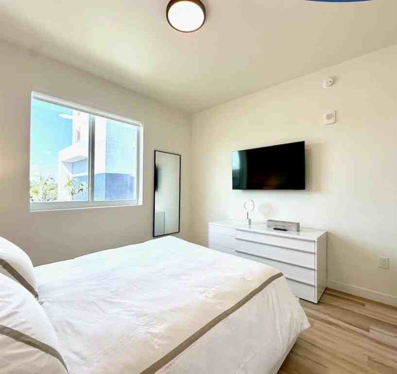 1621 South Dixie Highway #1621 - Photo 5 of 28