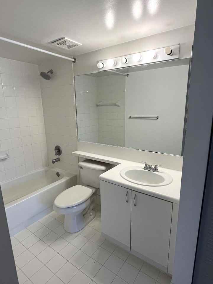 7808 Sonoma Springs Circle #7808-208 - Photo 2 of 20