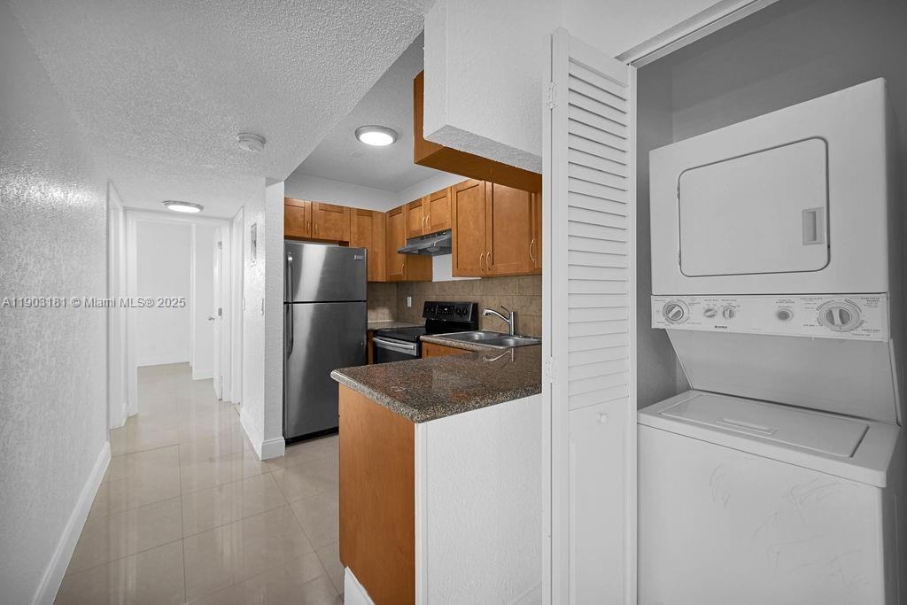 647 Kathy Ct #647 - Photo 2 of 45