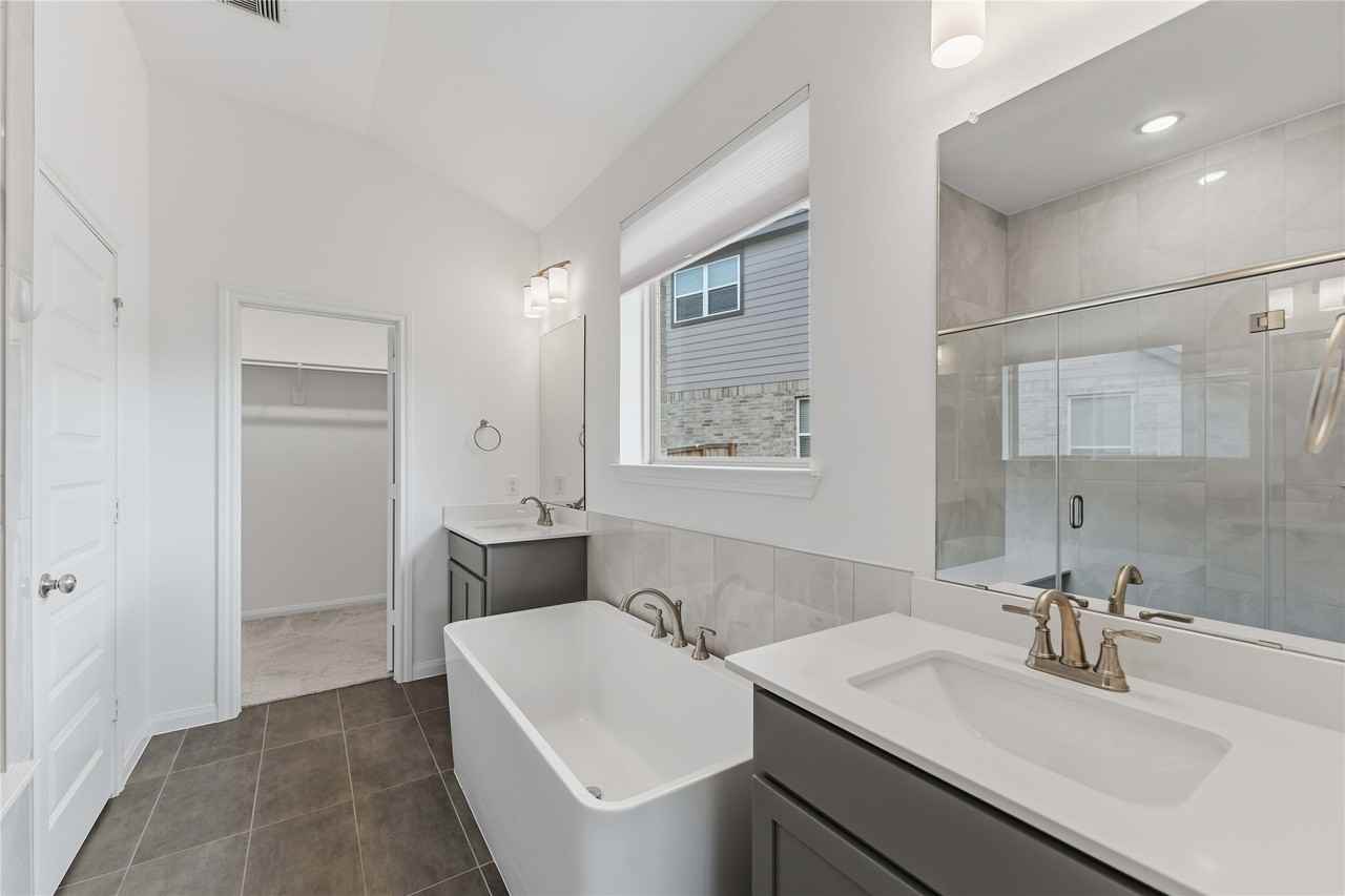 7215 Mellow Glen Way #7215 - Photo 3 of 29