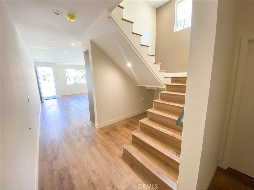 1839 S Gramercy Pl #1839-1837 - Photo 3 of 9