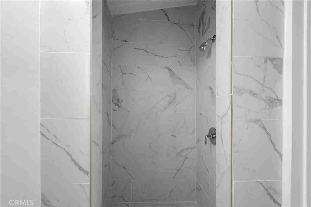 2603 Calle Del Comercio #2603B - Photo 2 of 18