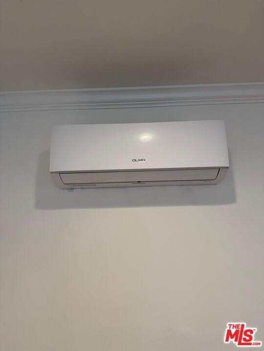 1625 S La Brea Ave #1625-4 - Photo 2 of 7