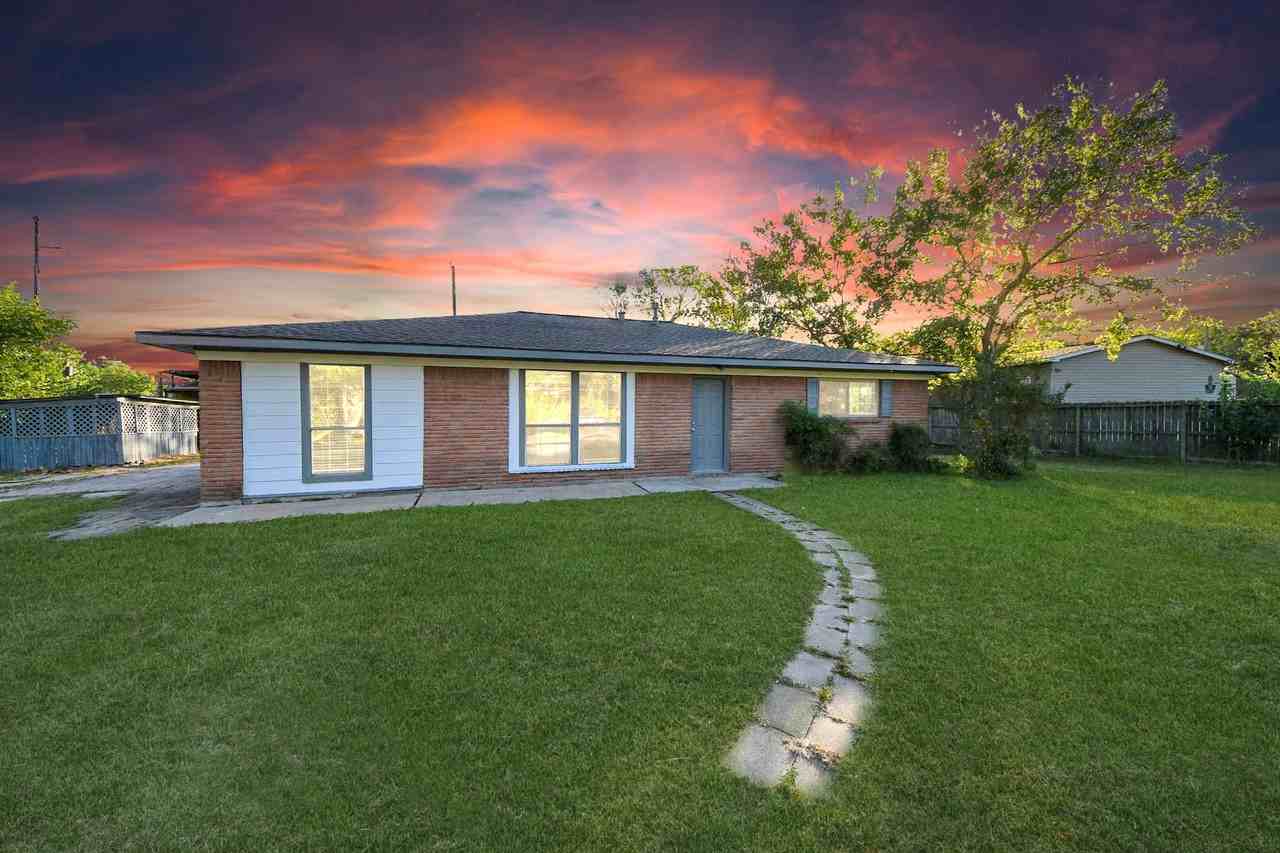 7922 Sheree St #7922 - Photo 4 of 28