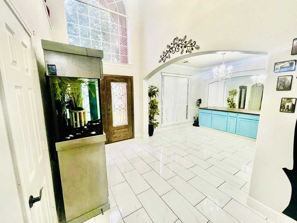 5902 Crestford Park Ln #5902 - Photo 3 of 33